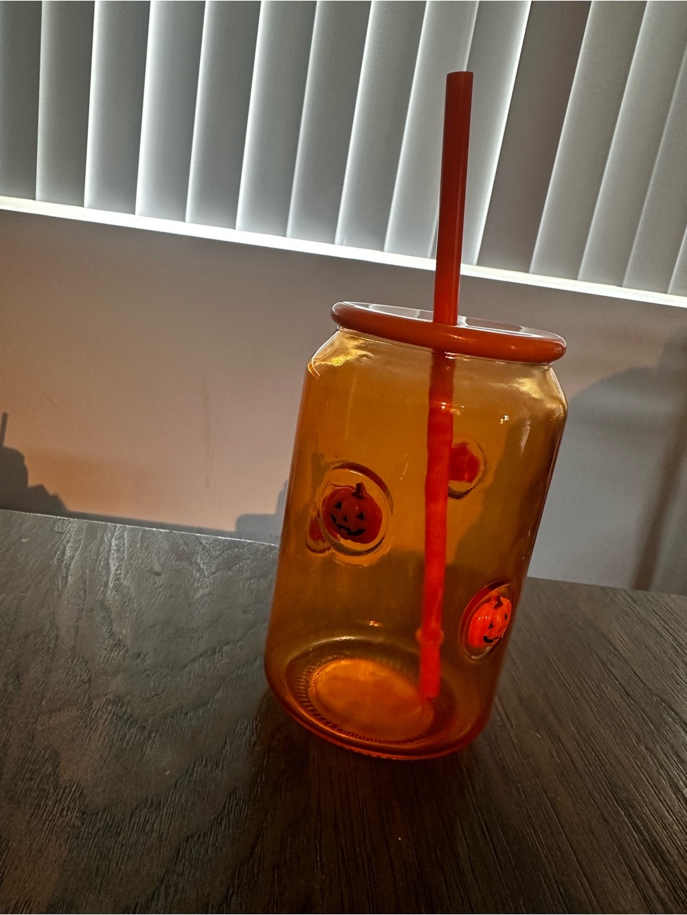 Orange Halloween Pumpkin Glass tumbler with Straw